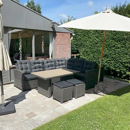 Im Maritimen Flair Mit Privatem Garten Nyaraló