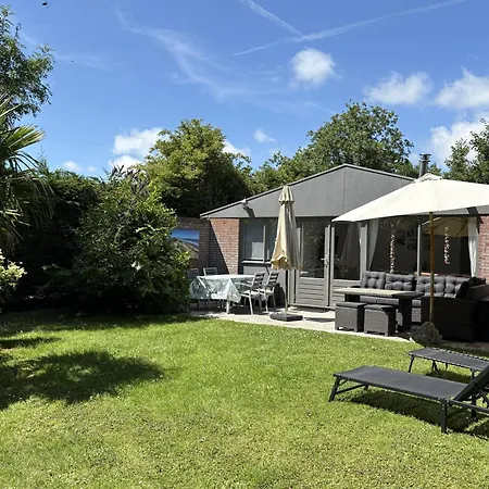 Im Maritimen Flair Mit Privatem Garten Warmenhuizen
