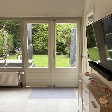 Im Maritimen Flair Mit Privatem Garten